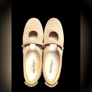 Salvadore Ferragamo Audrey Mary Jane Style Flat Suede Beige Size 8 B Italy